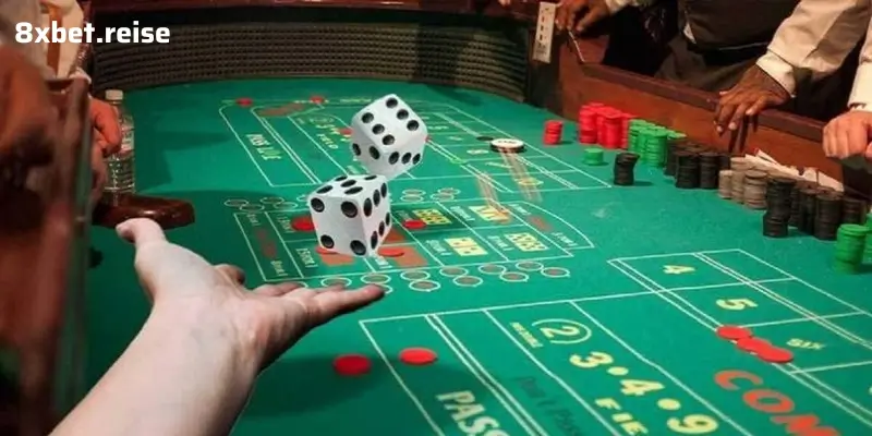 Craps 8xbet: Cơ hội vàng đang chờ đợi, hãy ném xúc xắc và thắng ngay!